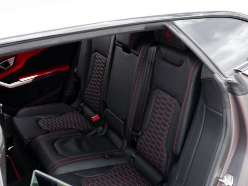 Used 2022 Lamborghini Urus image 61