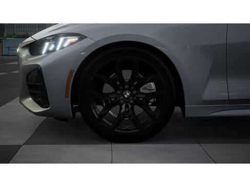 New 2026 BMW 430i Coupe w/ M Sport Package image 7