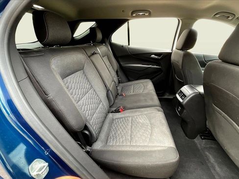 Used 2020 Chevrolet Equinox LT image 29