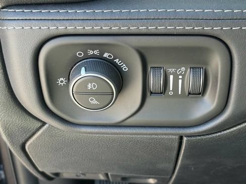 New 2026 RAM 2500 Limited AWD/4WD image 25