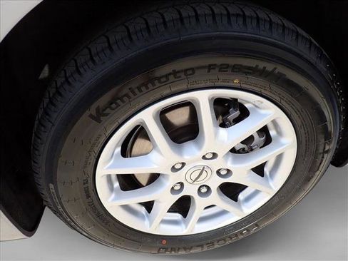 Used 2021 Chrysler Voyager Lxi FWD image 7
