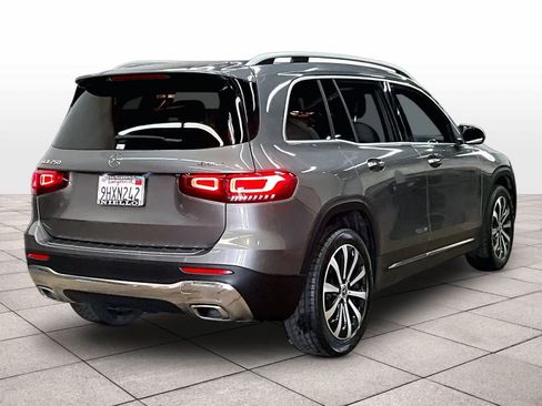 Used 2023 Mercedes-Benz GLB 250 4MATIC image 16