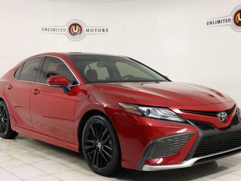 Used 2021 Toyota Camry XSE image 49