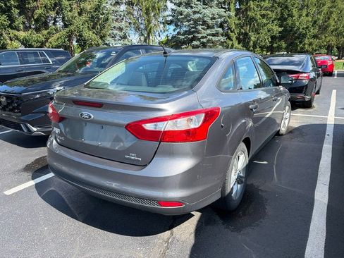 Used 2014 Ford Focus SE FWD image 3