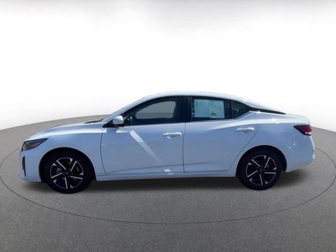 Used 2025 Nissan Sentra SV FWD image 7