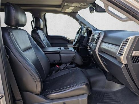 Used 2017 Ford F250 Lariat w/ Lariat Ultimate Package image 21
