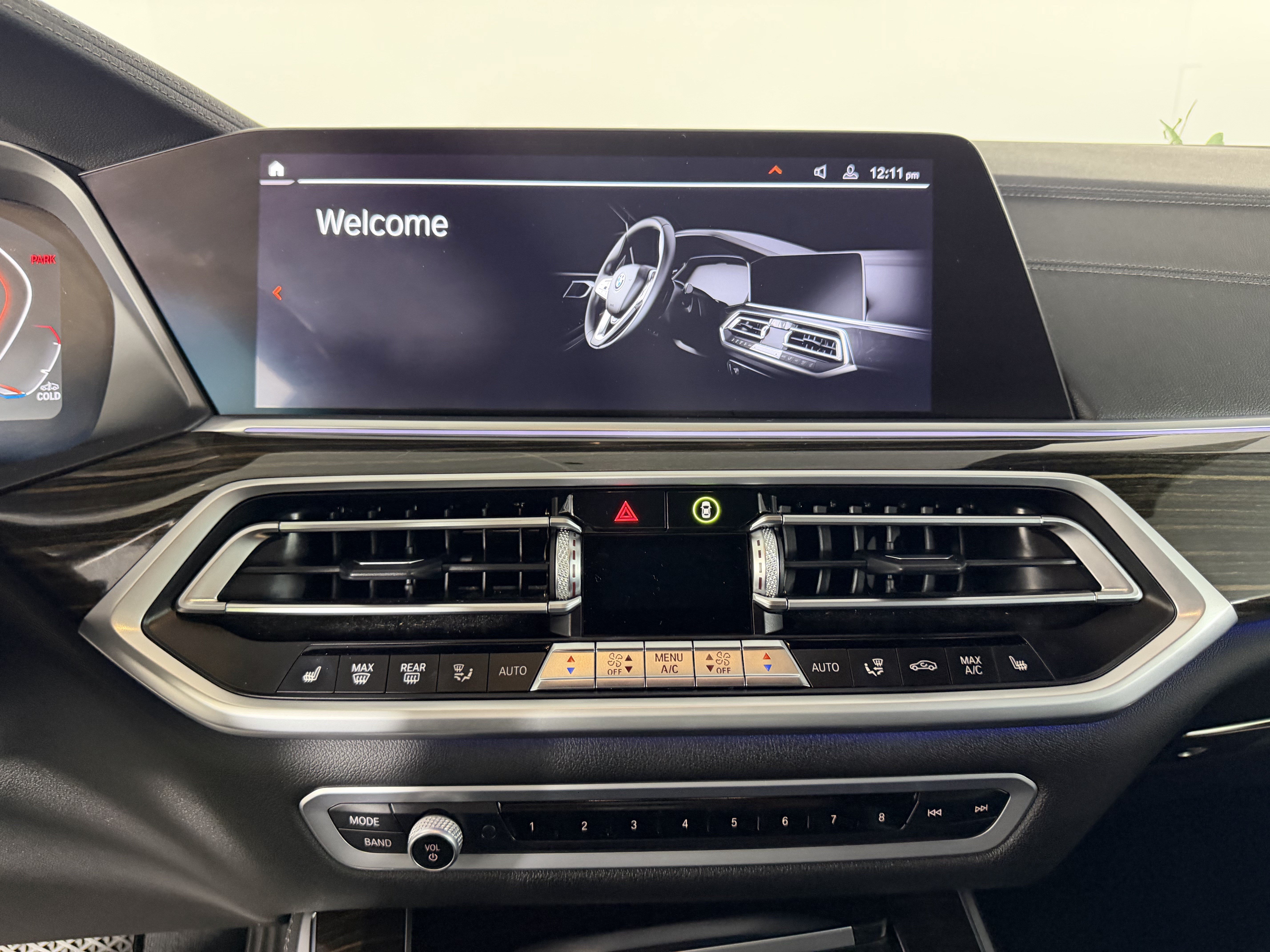 Used 2021 BMW X5 xDrive40i w/ Convenience Package AWD/4WD image 13