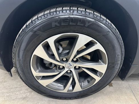 Certified 2023 Buick Envision Essence image 38