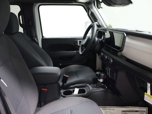 New 2026 Jeep Gladiator Sport image 15