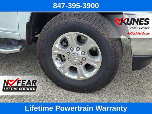 Used 2024 RAM 2500 Big Horn AWD/4WD image 9