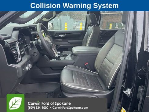 Used 2025 GMC Sierra 1500 AT4X image 2