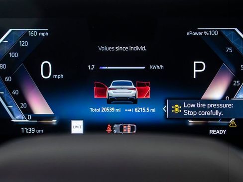 Used 2024 BMW i4 xDrive40i image 21