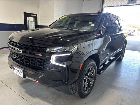 Used 2023 Chevrolet Suburban Z71 w/ Luxury Package image 36