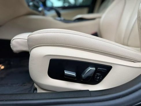 Used 2019 BMW 530i xDrive AWD/4WD image 31
