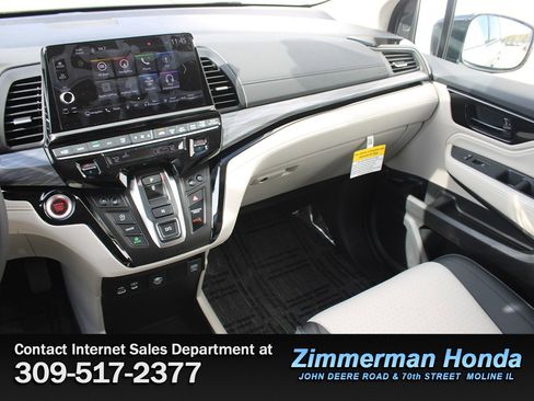 New 2026 Honda Odyssey Elite image 12