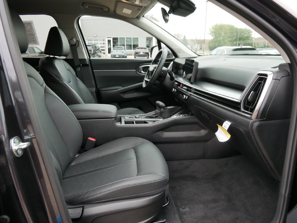 Used 2026 Kia Sorento S AWD/4WD image 13