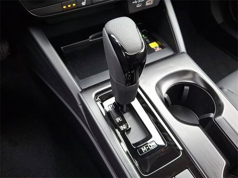 New 2026 Subaru Outback Limited image 17