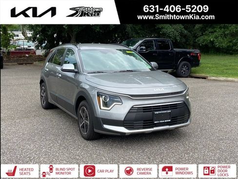 Certified 2023 Kia Niro EX FWD image 1