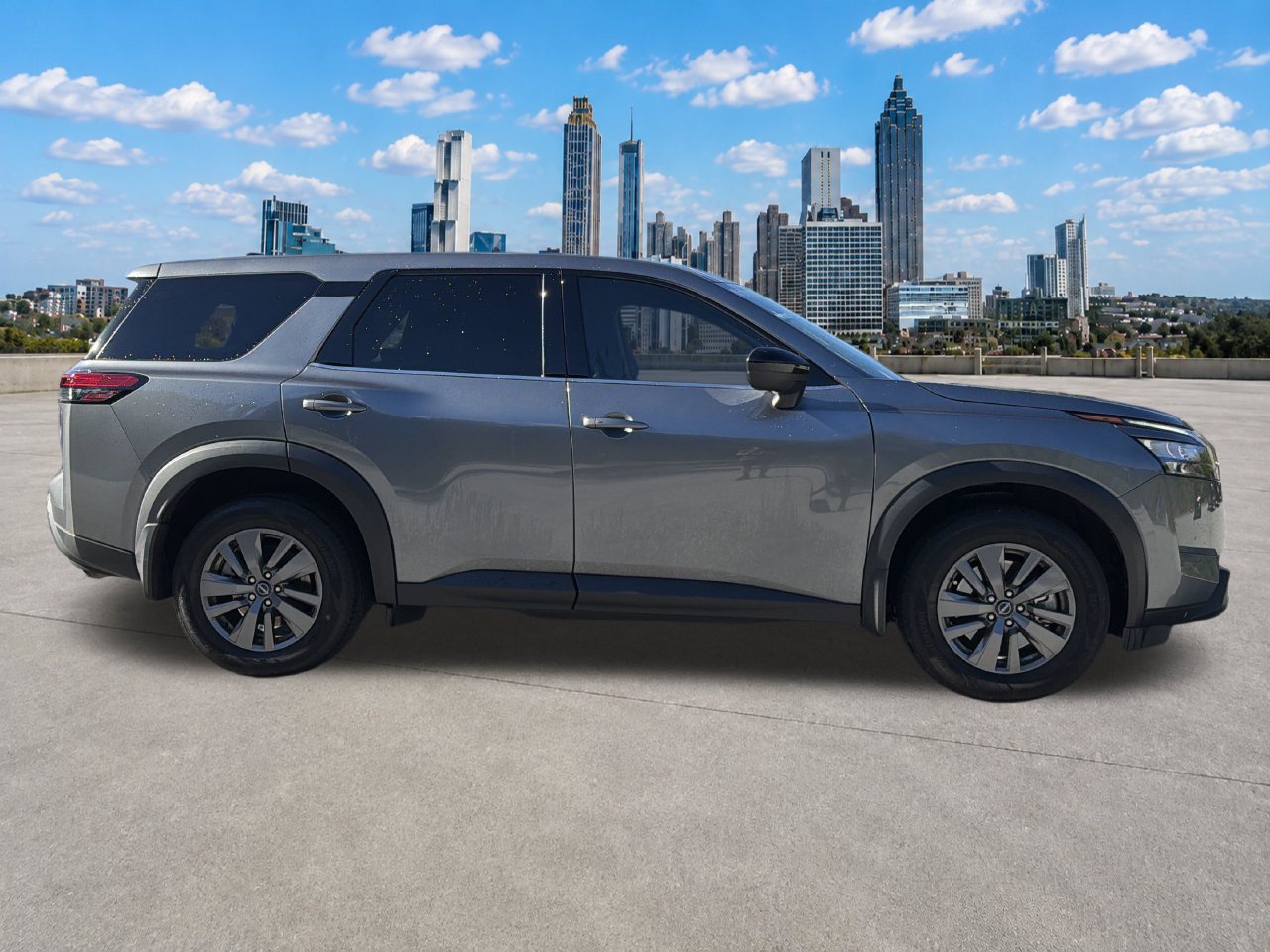 Certified 2025 Nissan Pathfinder S FWD image 26
