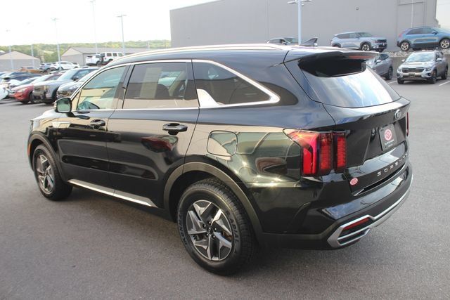Used 2021 Kia Sorento S FWD image 27