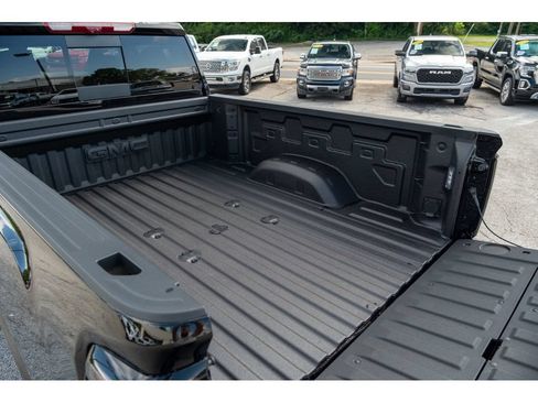 New 2026 GMC Sierra 2500 AT4 w/ AT4 Premium Plus Package AWD/4WD image 35