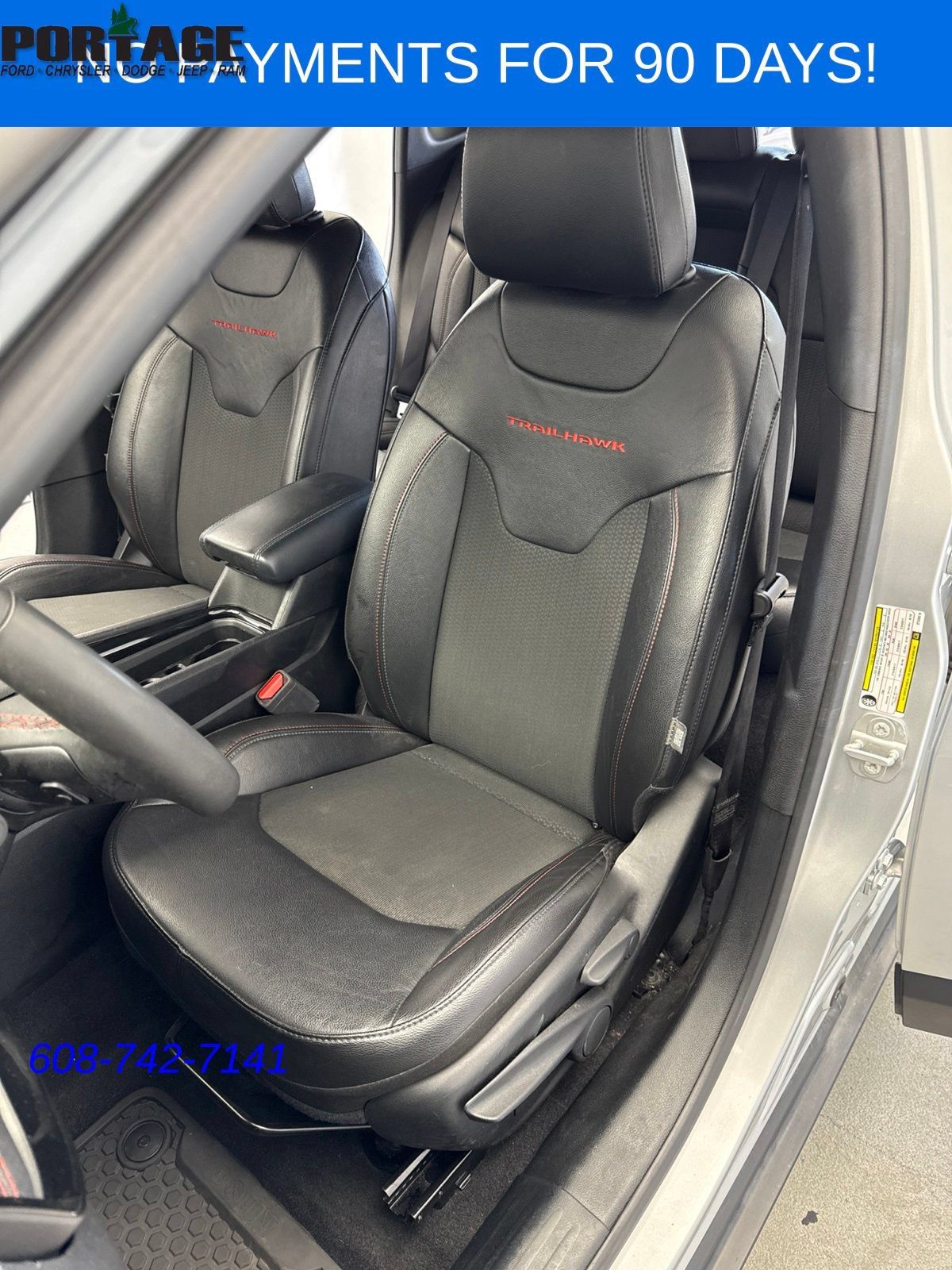 Used 2025 Jeep Compass Trailhawk AWD/4WD image 8