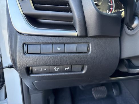 New 2026 Nissan Rogue SV image 29