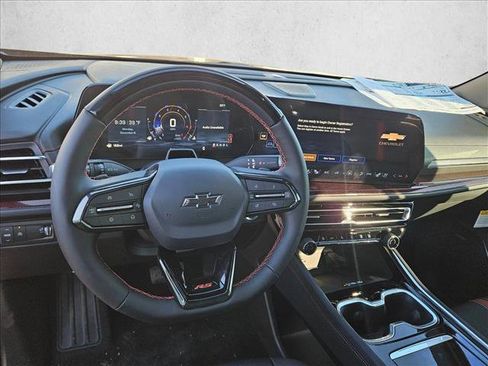 New 2026 Chevrolet Traverse RS image 12