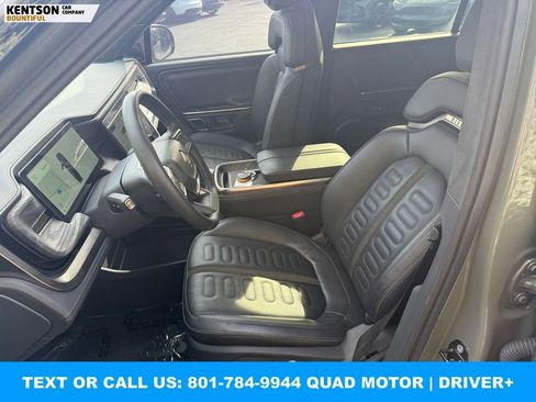 Used 2022 Rivian R1S Launch Edition image 31