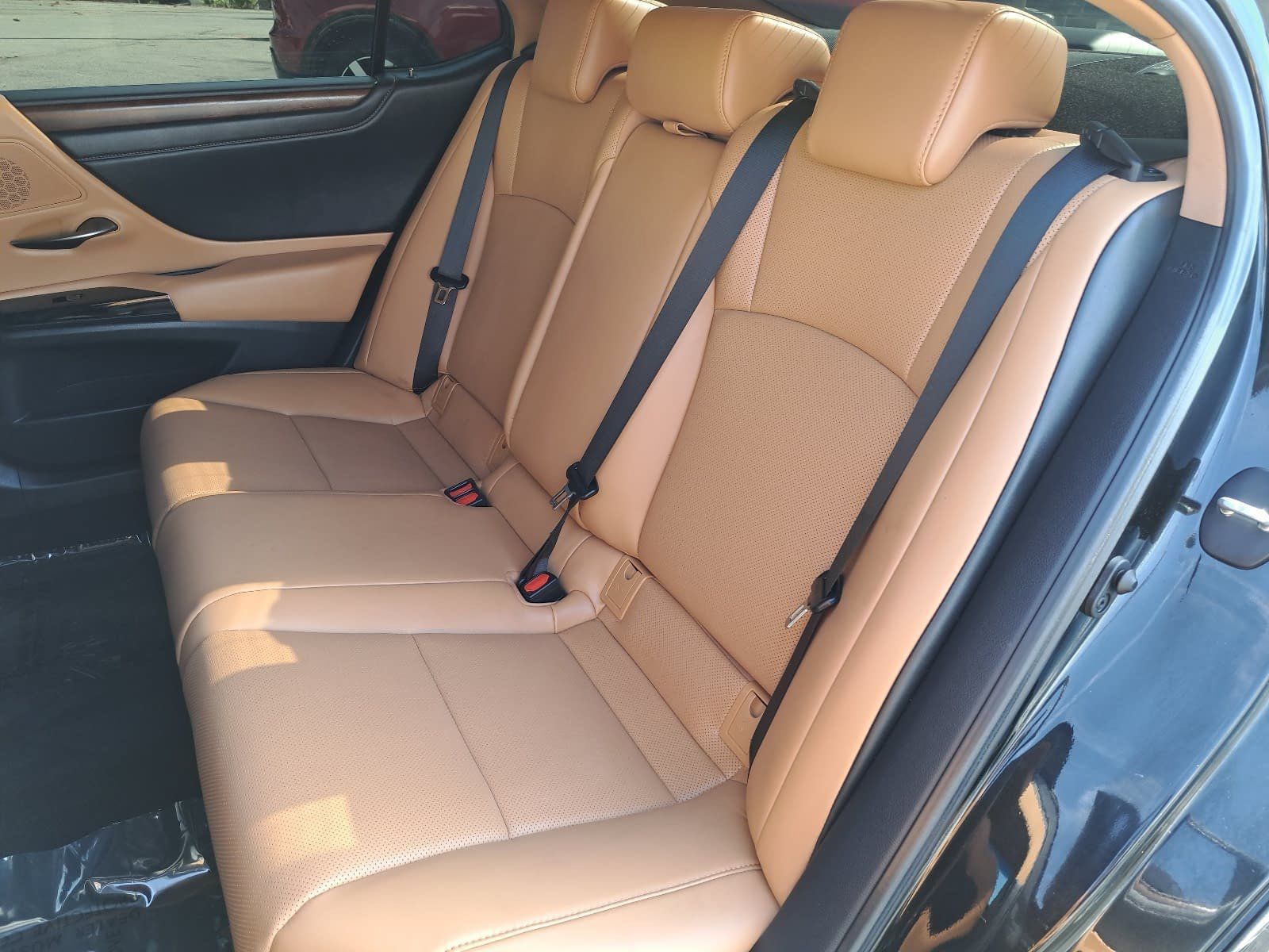 Used 2024 Lexus ES 350 w/ Premium Package FWD image 14
