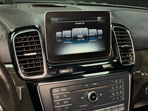 Used 2017 Mercedes-Benz GLS 550 GLS 550 Sport Utility 4D w/ Driver Assistance Package image 53