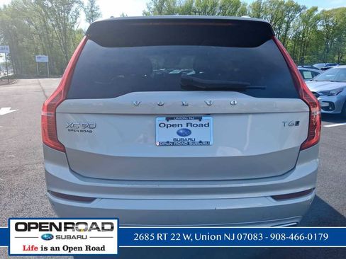 Used 2017 Volvo XC90 T6 Momentum AWD/4WD image 5