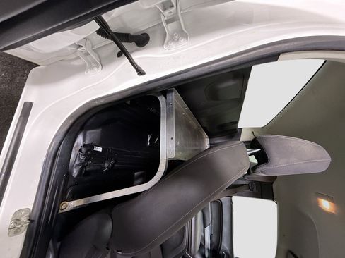 Used 2022 Chevrolet Colorado LT w/ Fleet Safety Package image 26