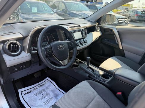 Used 2013 Toyota RAV4 LE image 15