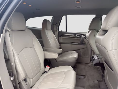 Used 2017 Buick Enclave Premium AWD/4WD image 18