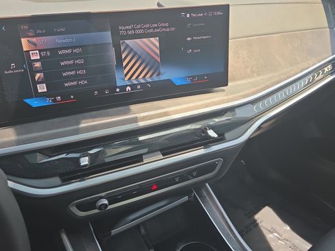 Used 2024 BMW X5 sDrive40i w/ Premium Package RWD image 27