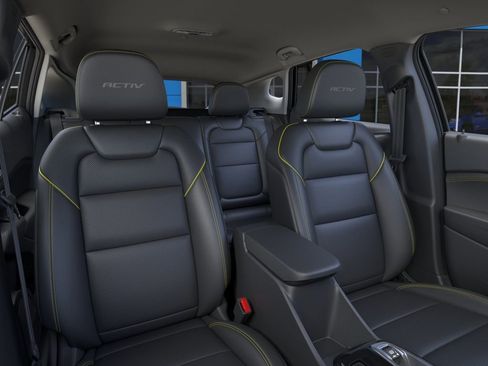 New 2026 Chevrolet Trax ACTIV w/ Driver Confidence Package FWD image 16