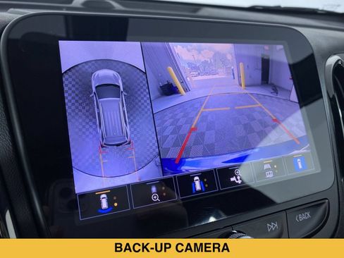 Certified 2022 Chevrolet Equinox RS w/ RS Leather Package FWD image 6