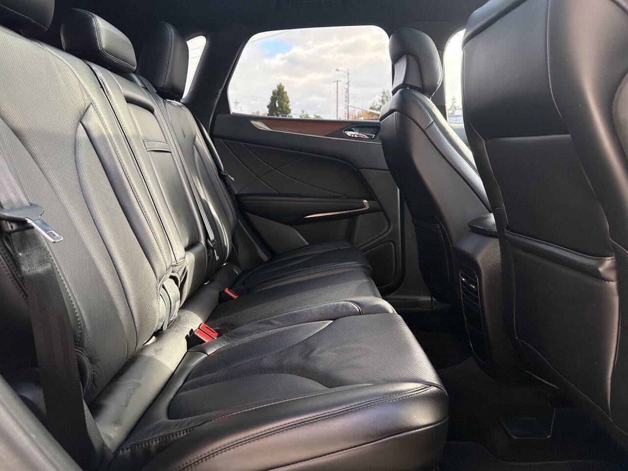 Used 2018 Lincoln MKC Reserve AWD/4WD image 19