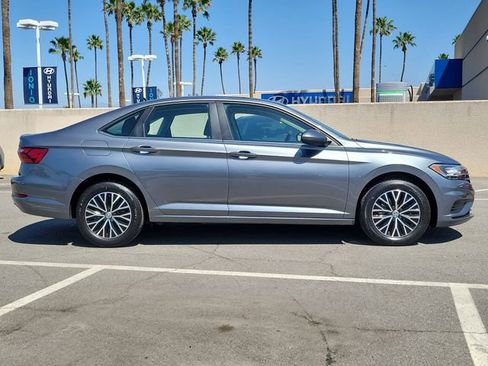 Used 2021 Volkswagen Jetta S image 33