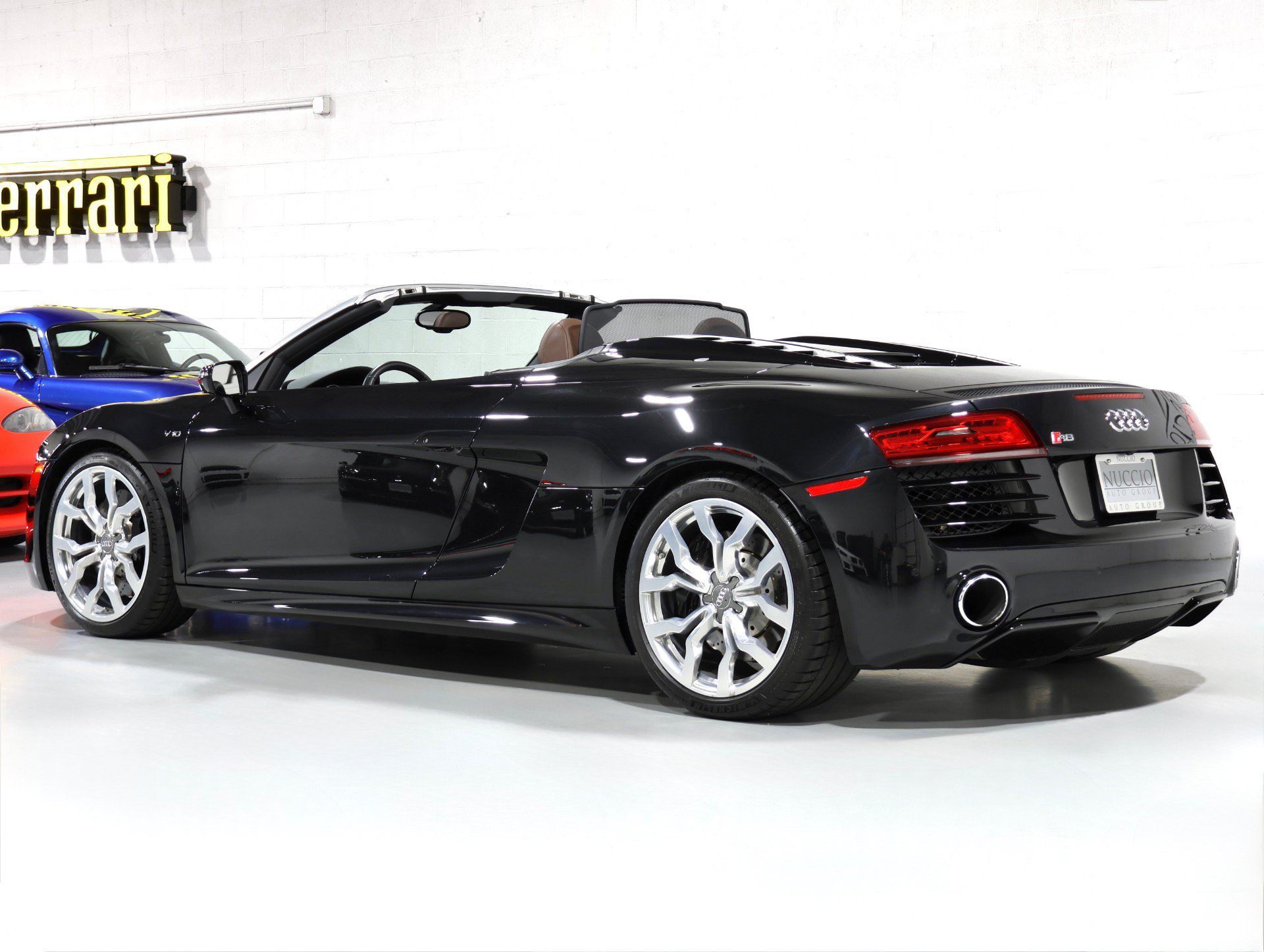 Used 2014 Audi R8 V10 AWD/4WD image 7