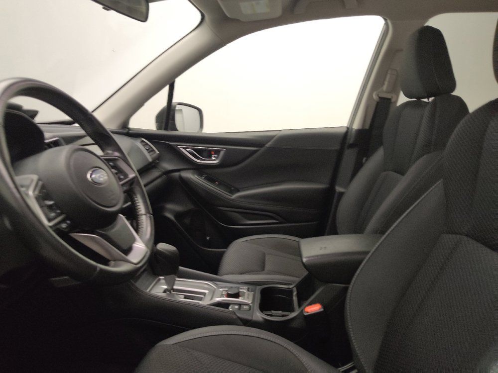 Used 2024 Subaru Forester Premium AWD/4WD image 17