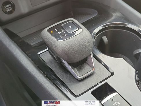 Used 2025 Nissan Rogue SV image 27