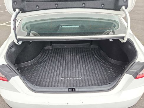 Used 2025 Toyota Camry LE FWD image 27