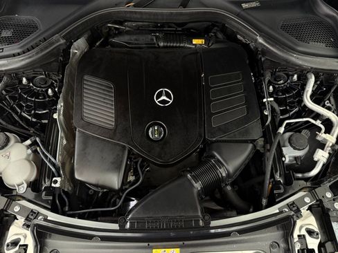 Certified 2023 Mercedes-Benz GLC 300 image 32