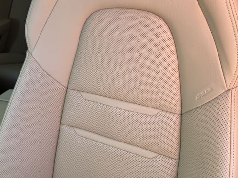 Certified 2023 Porsche Panamera 4S image 5