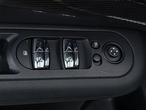 Used 2019 MINI Cooper Clubman S image 31