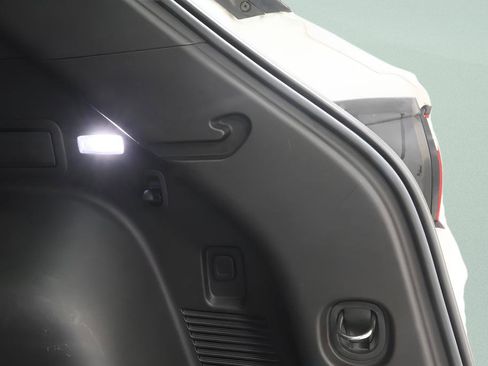 Used 2020 Chevrolet Blazer LT FWD image 30