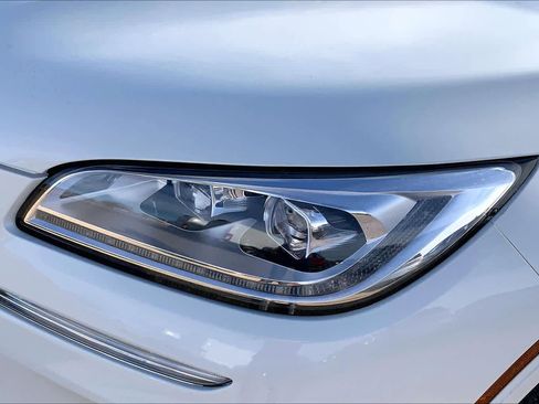 New 2026 Lincoln Corsair Grand Touring w/ Jet Appearance Package image 13