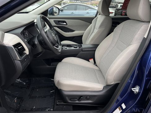 Certified 2021 Nissan Rogue SV image 20